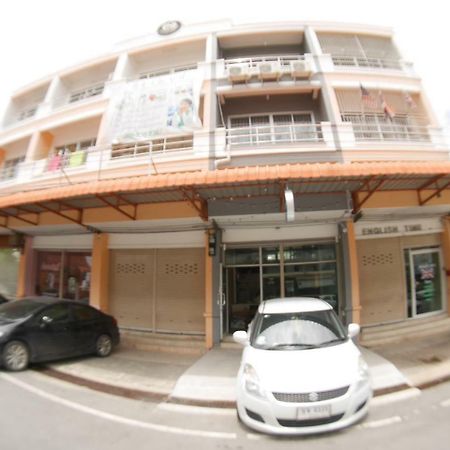Fun Dee Hostel Ayutthaya Exterior foto